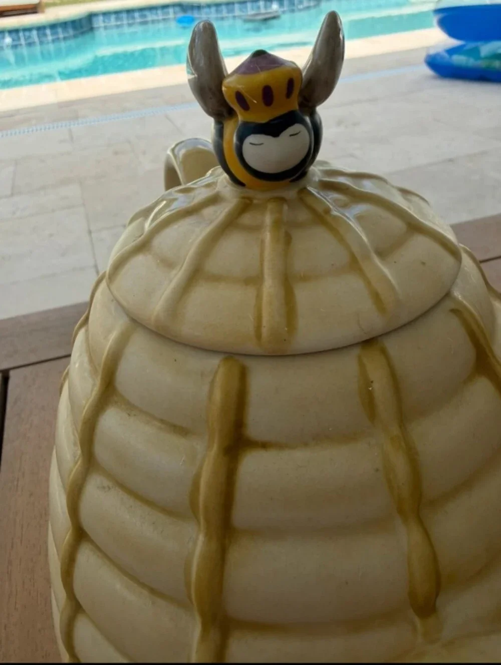 Stoneware Queen Bee Teapot NIB